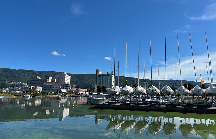諏訪湖ヨットハーバー