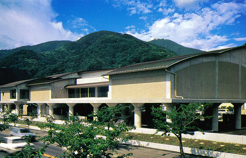 サンリツ服部美術館